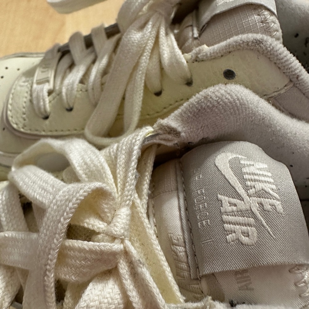 Nike AF1 - Picture 3 of 3